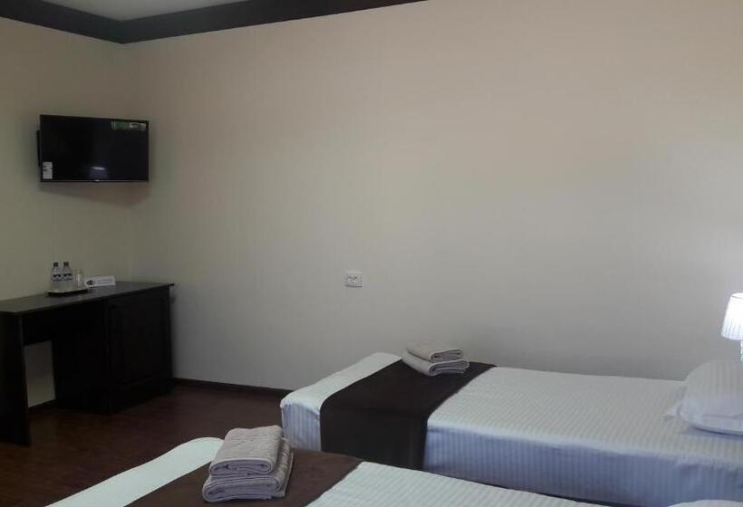 スタンダードトリプルルーム, Muhtasham Hotel Bukhara