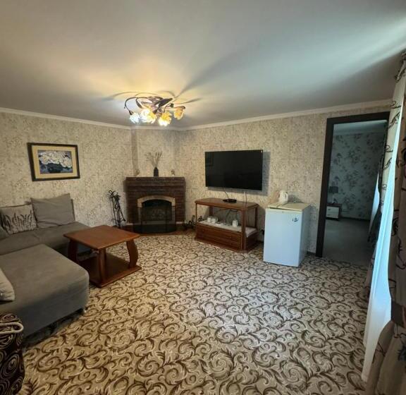 샬레, дом вдали от дома Sky Village