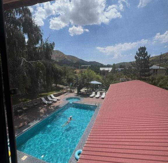 스탠다드 룸, дом вдали от дома Sky Village