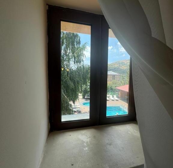 스탠다드 룸 킹사이즈 침대, дом вдали от дома Sky Village