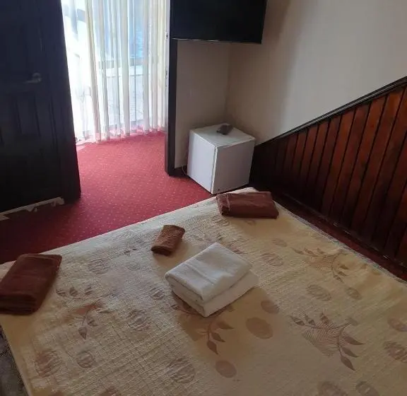 اتاق اکونومی, дом вдали от дома Sky Village