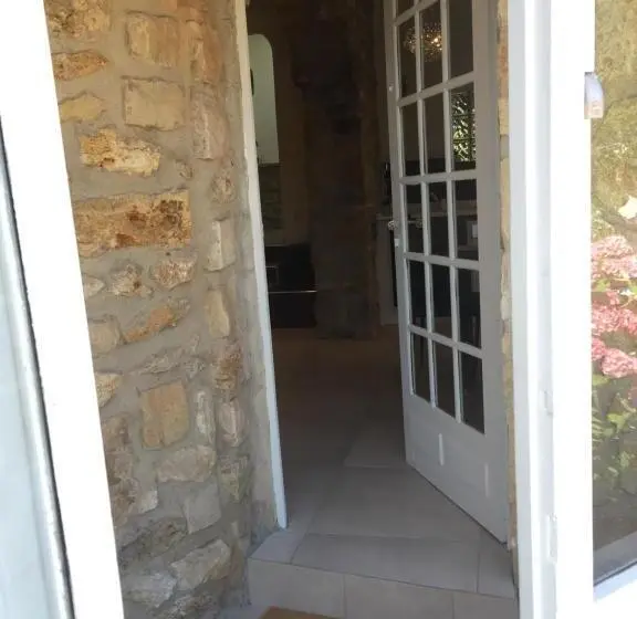 ２ベッドルームハウス, Maison En Bord De Seine