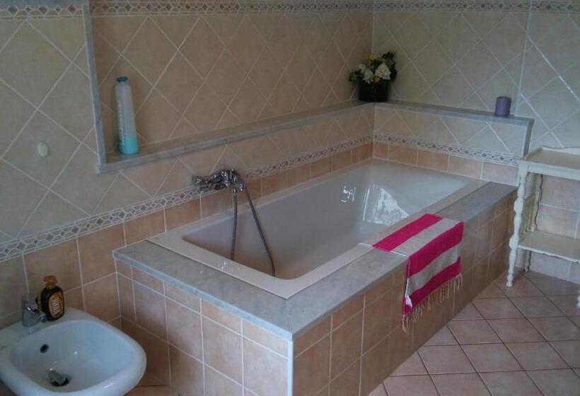 בית, 3 חדרי שינה, Casa Vacanze L Agrifoglio