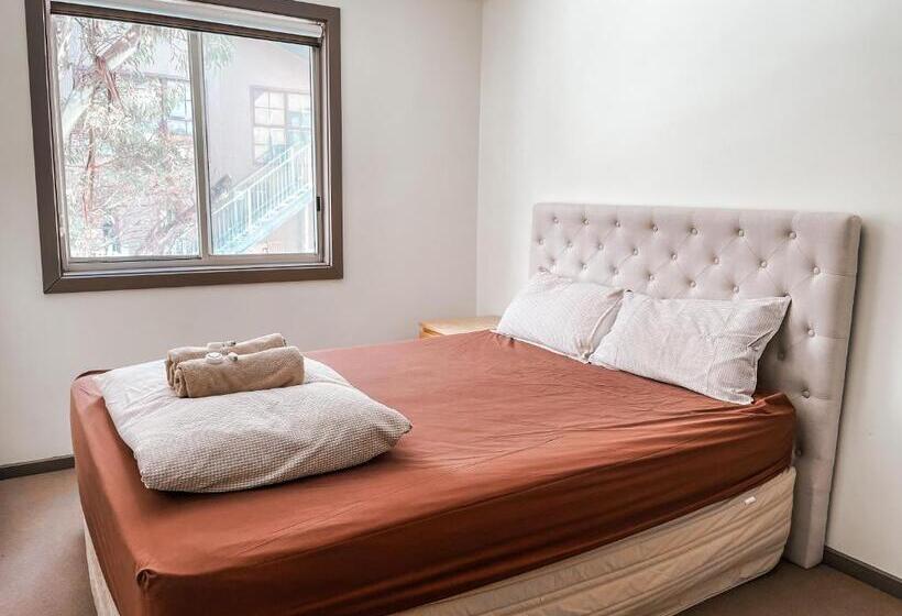 スタンダードシングルルーム, Ajax Ski Club