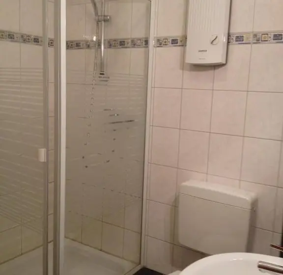 Standard-huone Jaettu Kylpyhuone, Apartmenthaus Kühnen