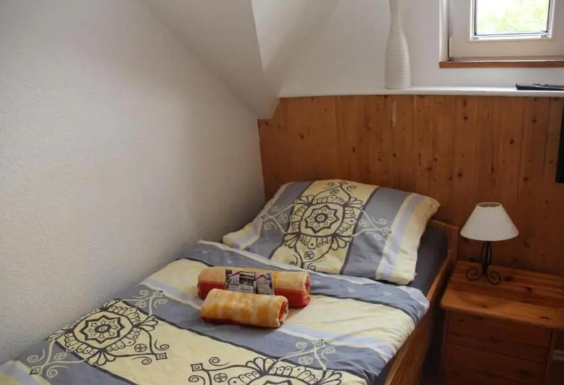 Standard Kolmen Hengen Huone Jaettu kylpyhuone, Apartmenthaus Kühnen