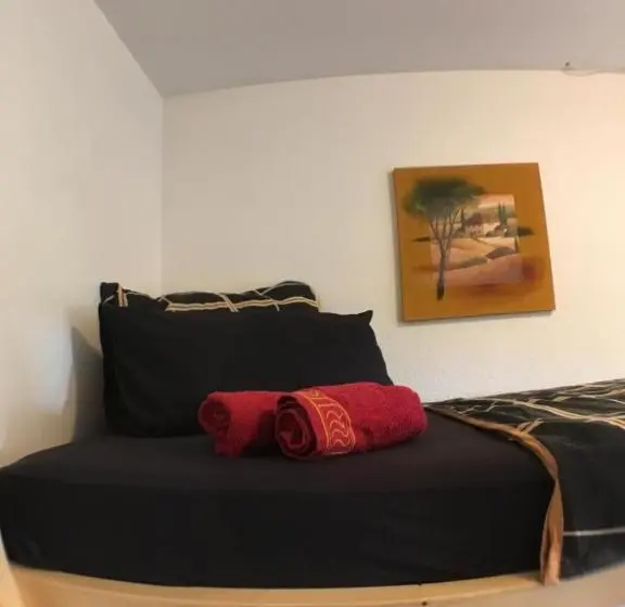 Standard Kolmen Hengen Huone Jaettu kylpyhuone, Apartmenthaus Kühnen