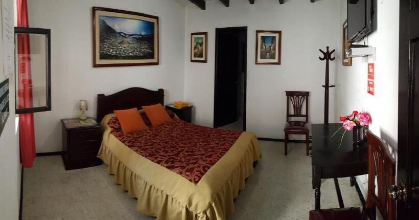 חדר אקונומי יחיד, Hostal Flores