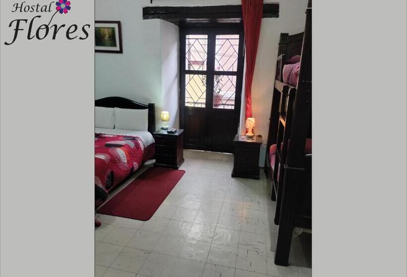 חדר סטנדרט לשלושה, Hostal Flores