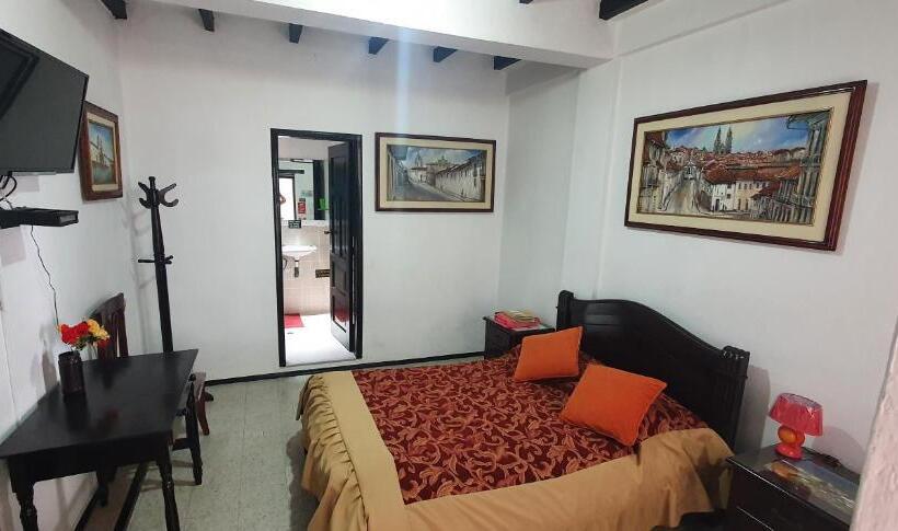 חדר סטנדרט, Hostal Flores