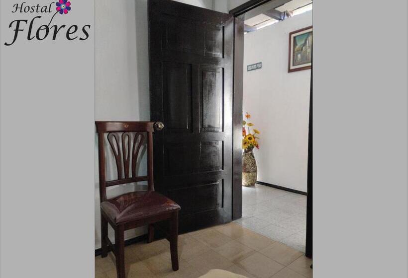 חדר סטנדרט, Hostal Flores