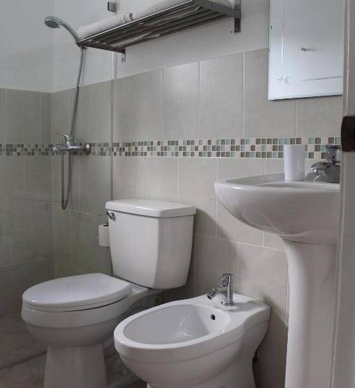 اتاق لوکس با تخت بزرگ, B&b Villa Luna