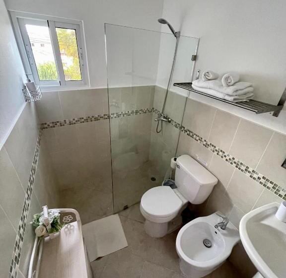 اتاق لوکس با تخت بزرگ, B&b Villa Luna