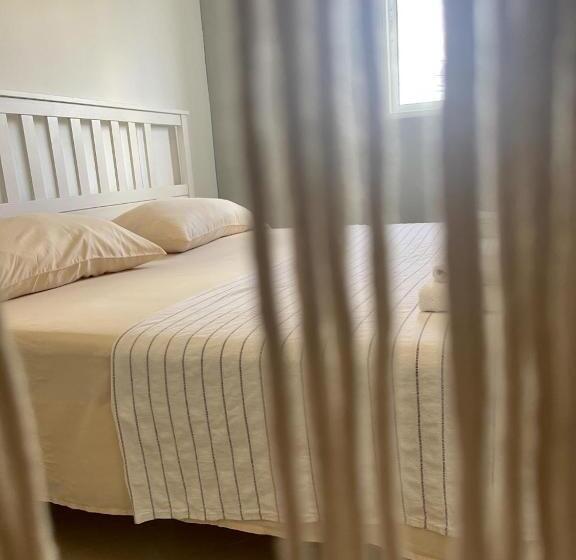 חדר דחוקס עם מיטת קינג, B&b Villa Luna