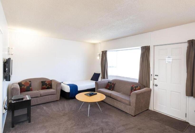 غرفة قياسية, Chevron Motel