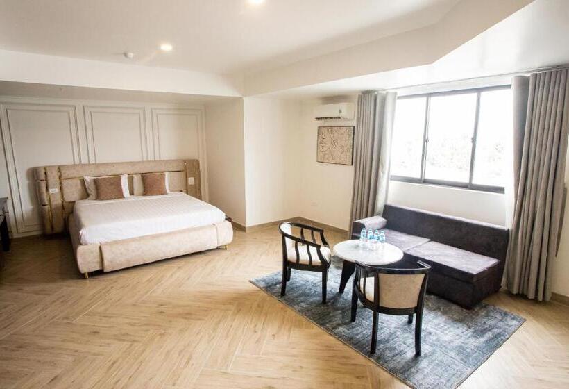 اتاق لوکس با تخت بزرگ, Phuoc Thanh Iv