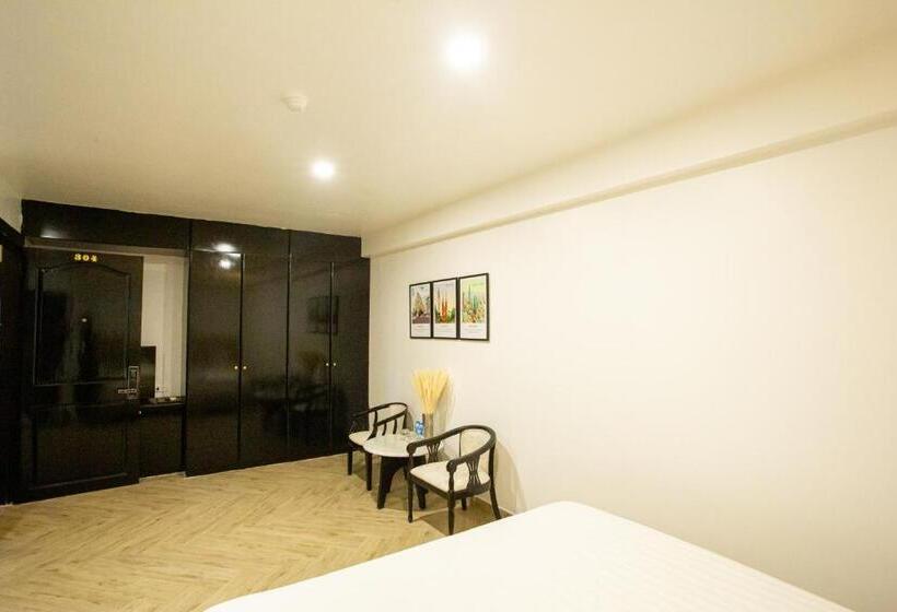 اتاق استاندارد, Phuoc Thanh Iv