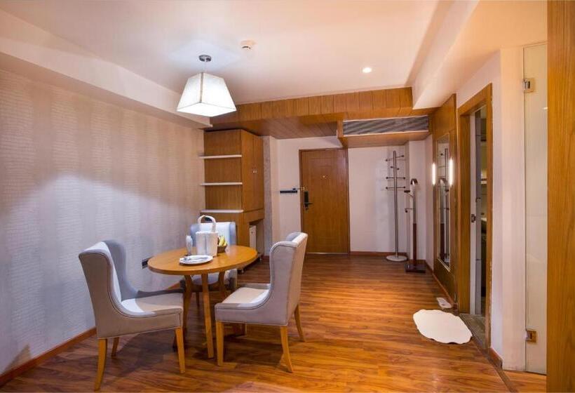 Suite Familiale, Shubh Inn