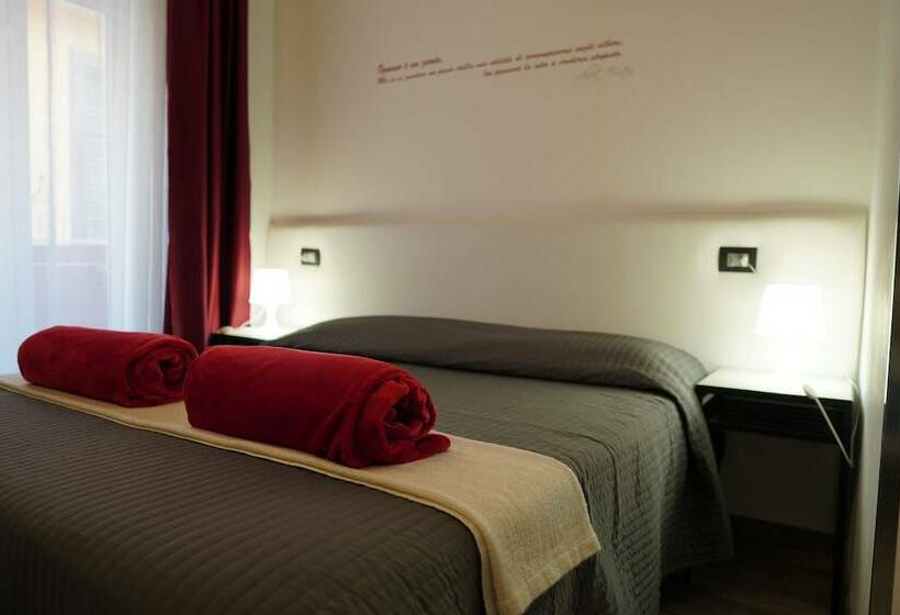 Номер Стандарт с Балконом, Nicadomus B&b