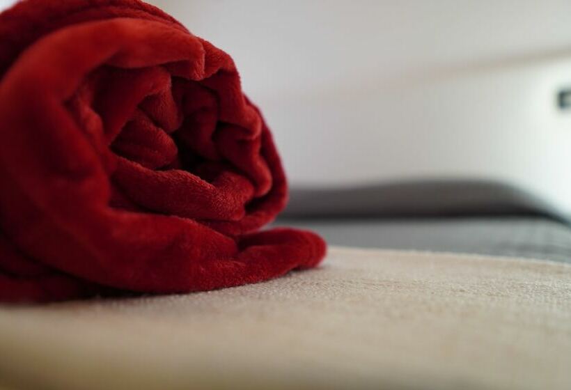 Номер Стандарт с Балконом, Nicadomus B&b