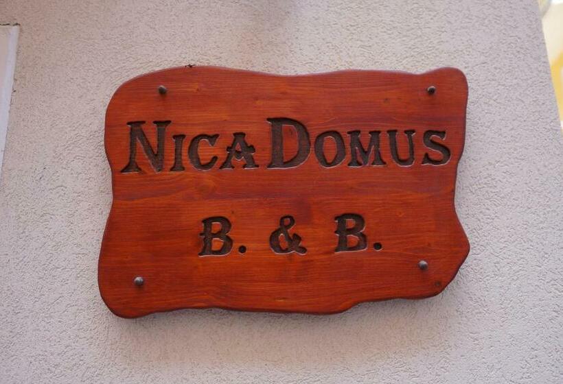 Номер Стандарт с Балконом, Nicadomus B&b