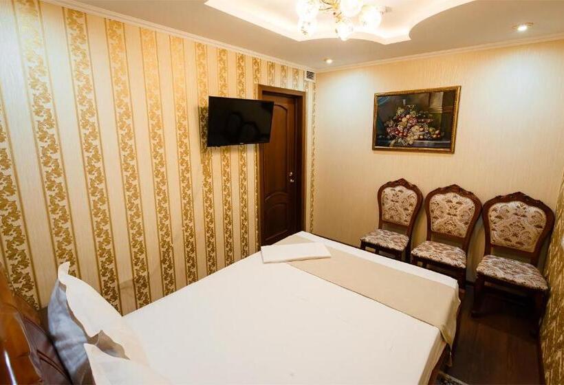 سوئیت 2 خوابه, Salut Hotel Almaty