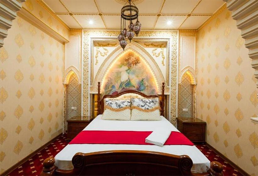 سوییت لوکس, Salut Hotel Almaty