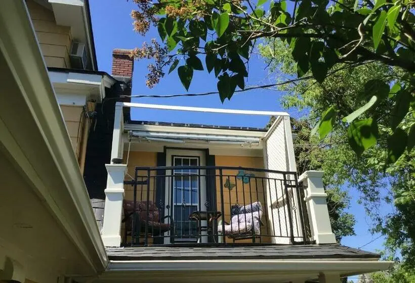 バルコニー付きスタンダードルーム, The Stella Rose B&b