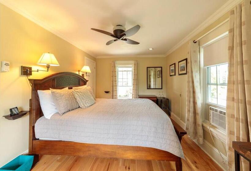 غرفة قياسية مزوَّدة بشُرفة, The Stella Rose B&b