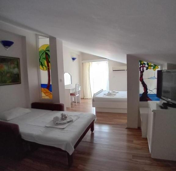 اتاق خانوادگی, Xanadu