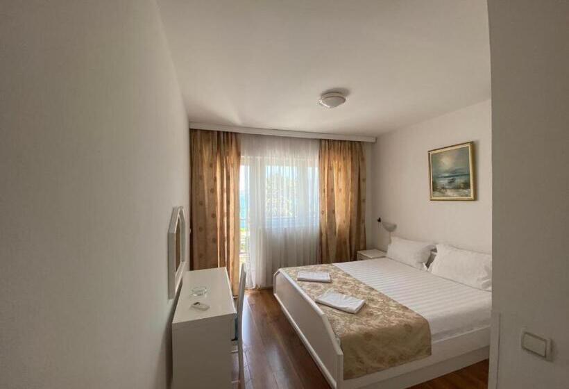 اتاق استاندارد, Xanadu