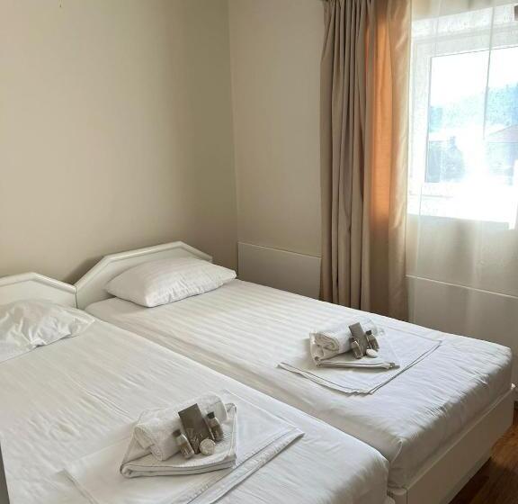 Triple Room Sea View, Xanadu