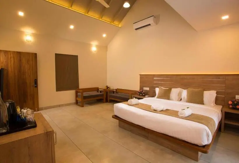 デラックススイート, Amrezy Resort And Spa By Stride, Wayanad