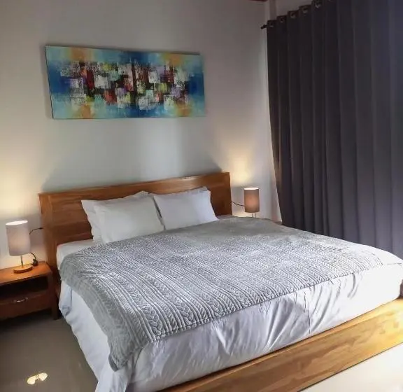 バルコニー付きデラックスルーム, Bali Praya House