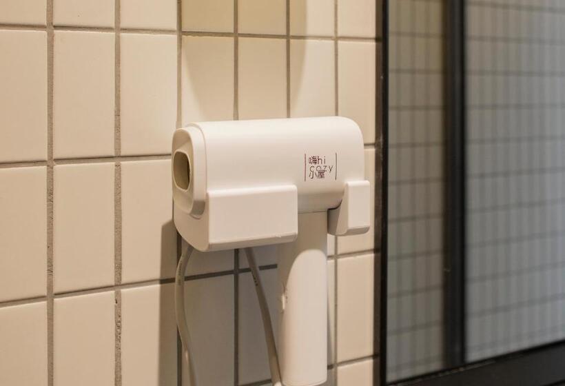 اتاق استاندارد با تختهای تاشو, Hi Cozy International Youth Hostel East Nanjing Road & The Bund Free Coffee And Gym