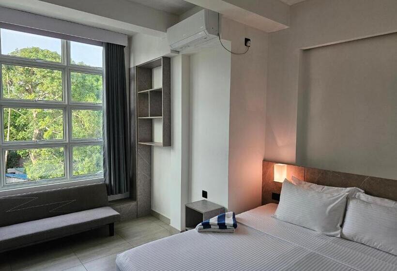 اتاق استاندارد با چشمانداز باغ, Shams Thoddoo