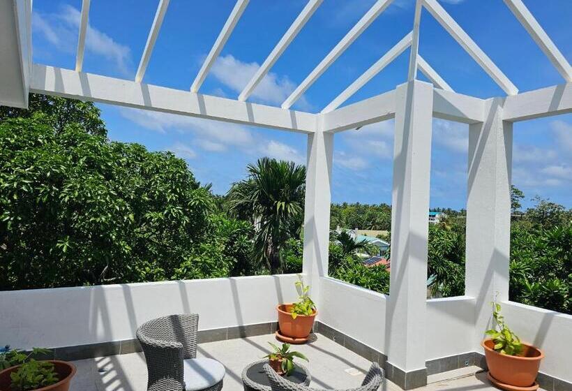 2 Bedroom Apartment Garden View, Shams Thoddoo