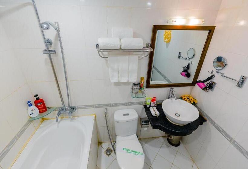 اتاق لوکس, A25 Hotel 28 Trần Quý Cáp