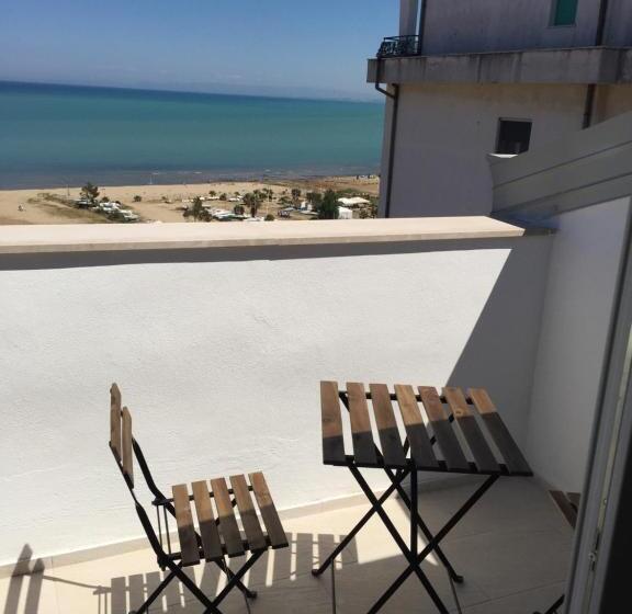 Номер Deluxe Вид на Море с Балконом, La Casa Di Lelè   Bike Club