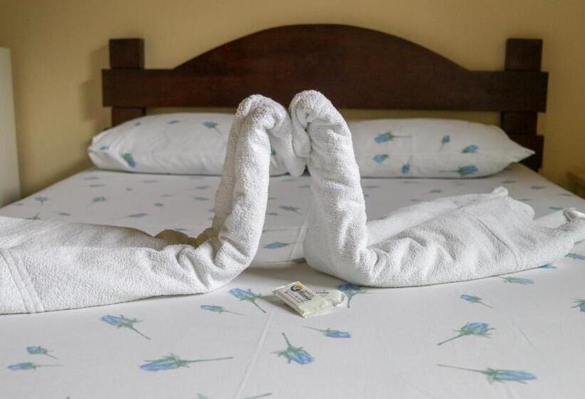 سوییت لوکس, Pousada Do Marcão