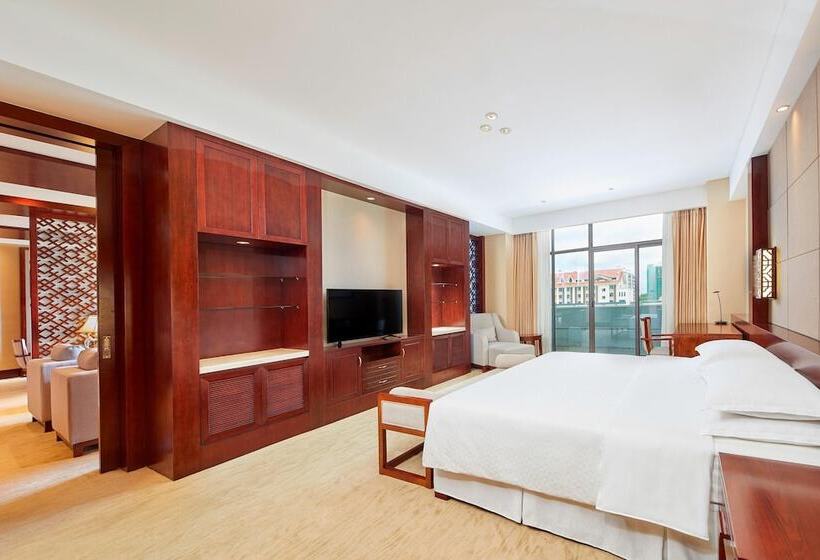 סוויטה, Four Points By Sheraton Danzhou