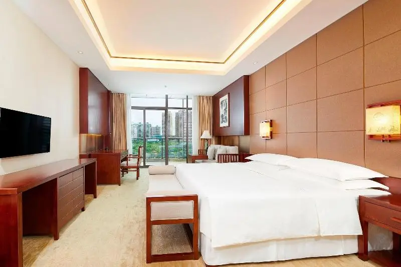 キングサイズベッドのデラックスルーム, Four Points By Sheraton Danzhou