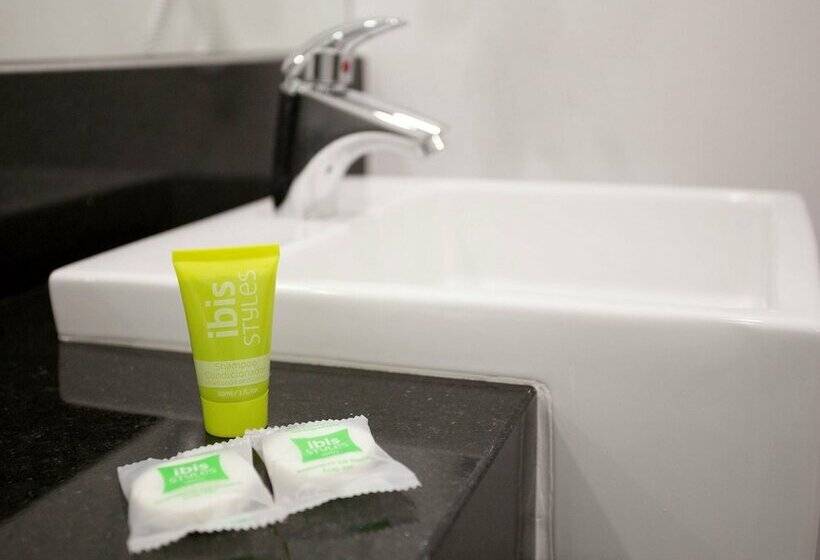 Chambre Familiale, Ibis Styles Taubate