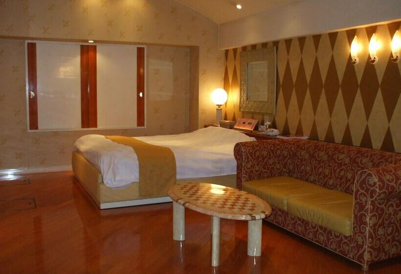 Quarto Estandar, Large   Adults Only