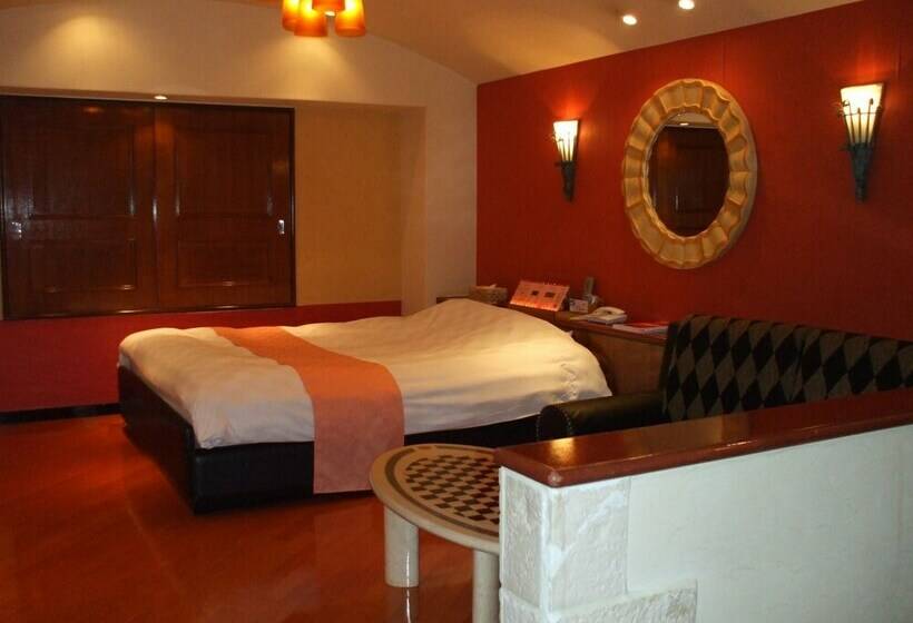 Quarto Estandar, Large   Adults Only