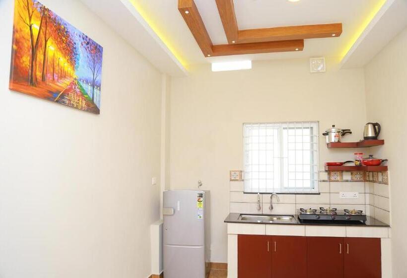 سوئیت 2 خوابه, Omar Residency