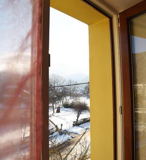 آپارتمان 1 خوابه, Oskolok Dovbusha Mini