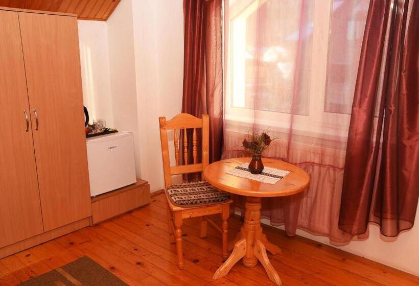 آپارتمان 1 خوابه, Oskolok Dovbusha Mini