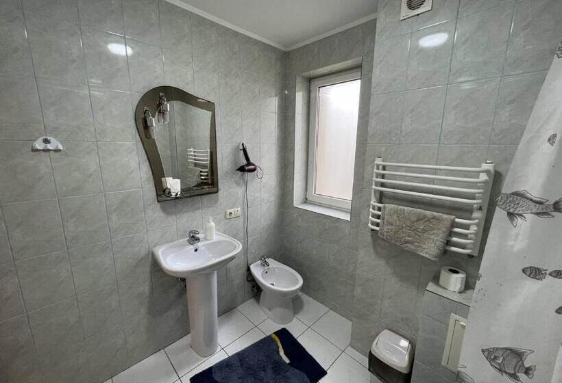 اتاق استاندارد, Oskolok Dovbusha Mini