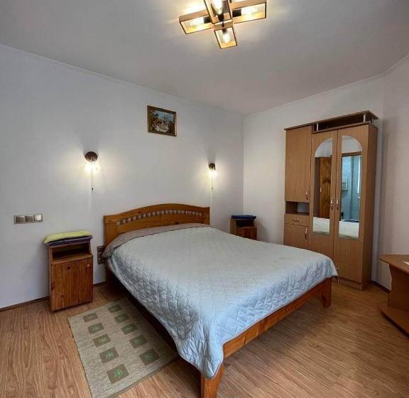 اتاق استاندارد, Oskolok Dovbusha Mini